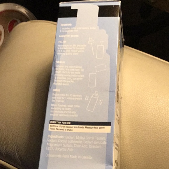 Neutrogena gentle foaming facial cleanser ~ sealed box ~ sensitive skin - Picture 4 of 4